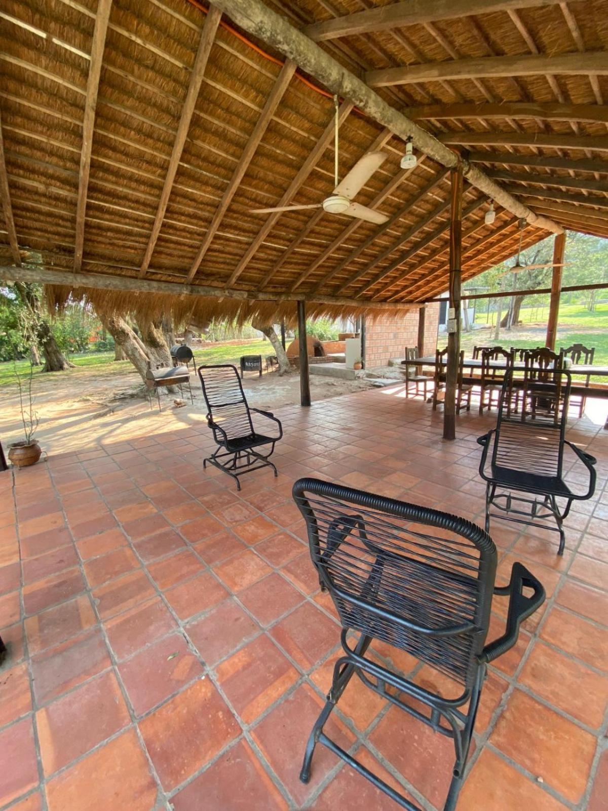 Posada San Miguel Paraguari Exterior photo