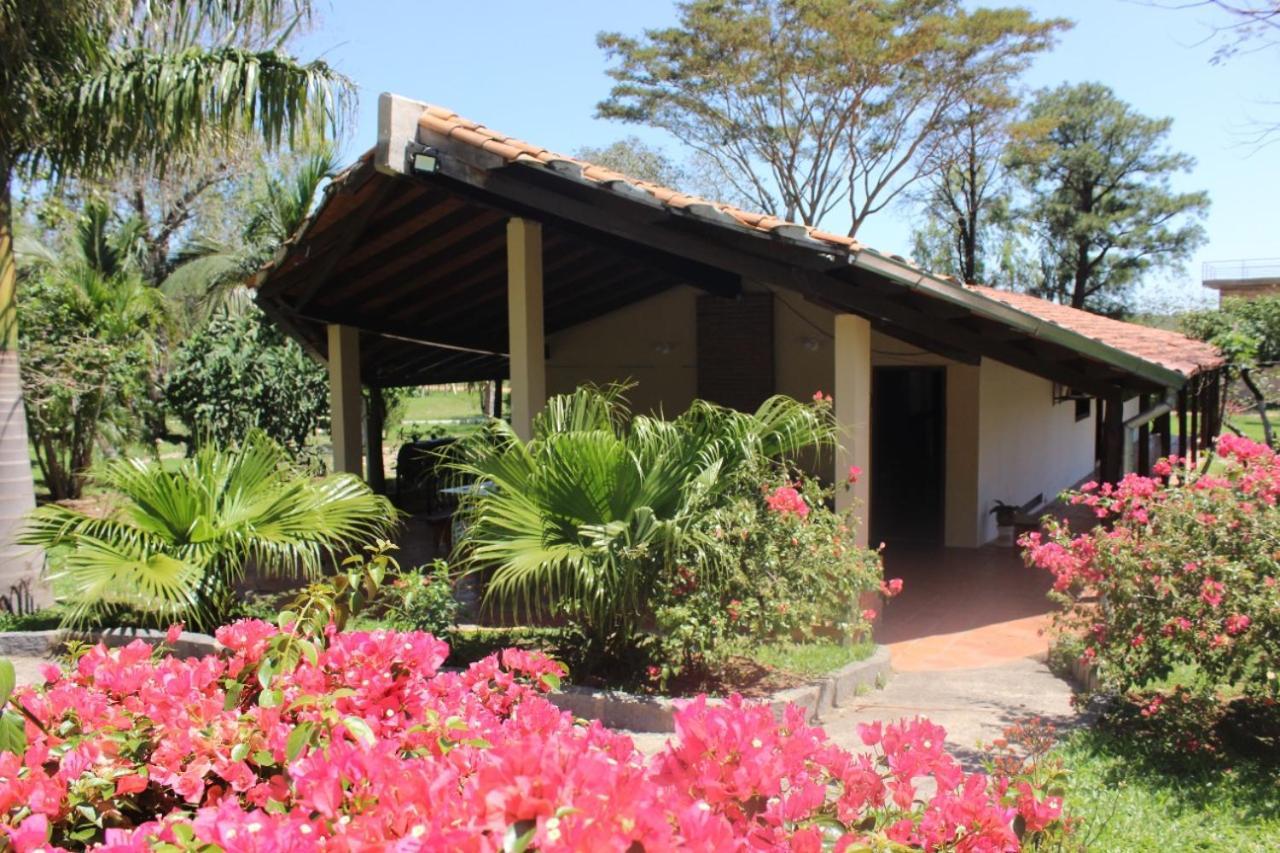 Posada San Miguel Paraguari Exterior photo